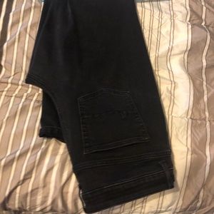 Maurices jeans